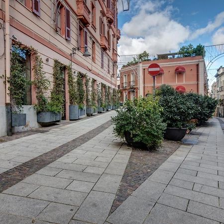 RIGHT HOUSE di Via Sulis Apartment Cagliari Bagian luar foto
