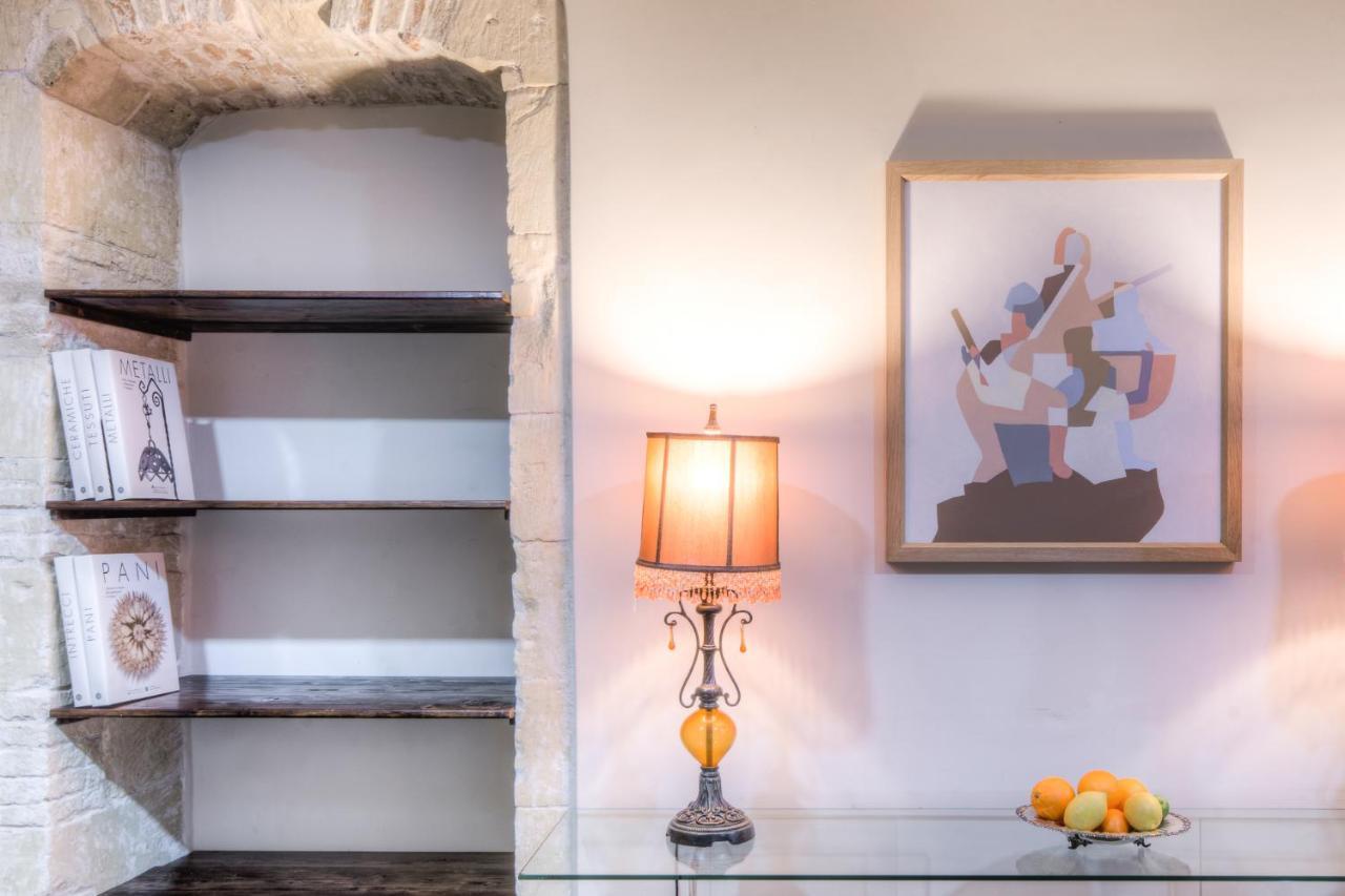 RIGHT HOUSE di Via Sulis Apartment Cagliari Bagian luar foto