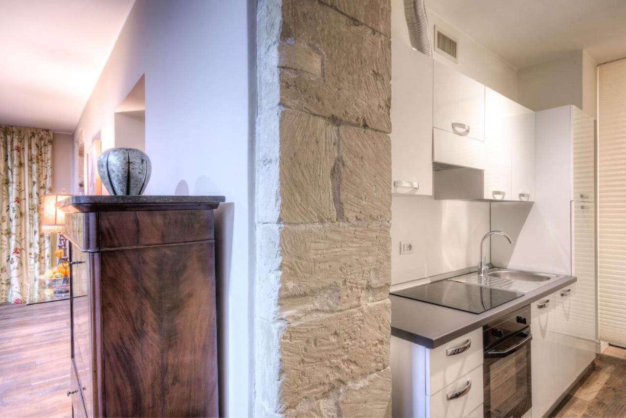 RIGHT HOUSE di Via Sulis Apartment Cagliari Bagian luar foto